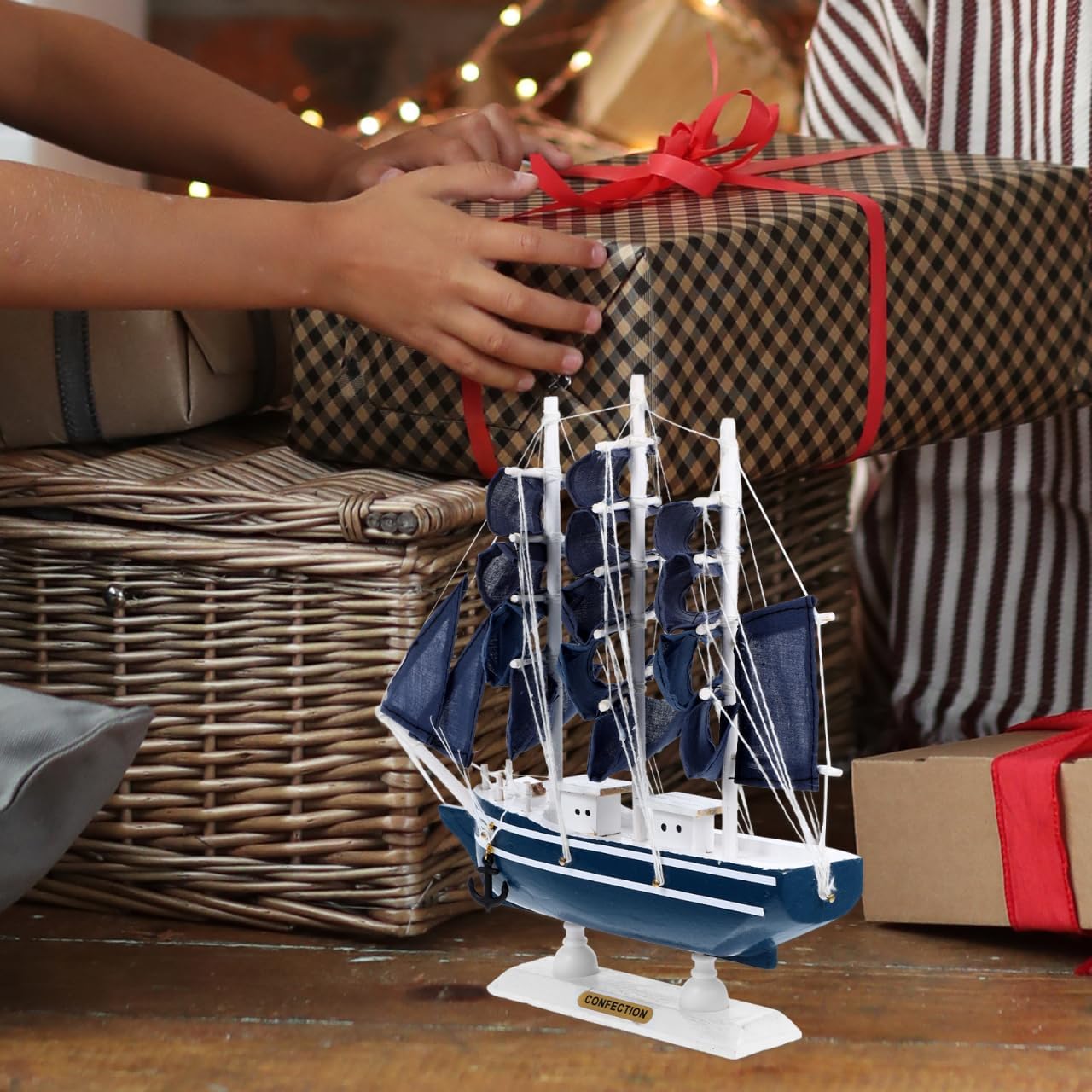 Veemoon Coastal Tabletop Miniature Sailing Boat Wooden Model Ship Decor