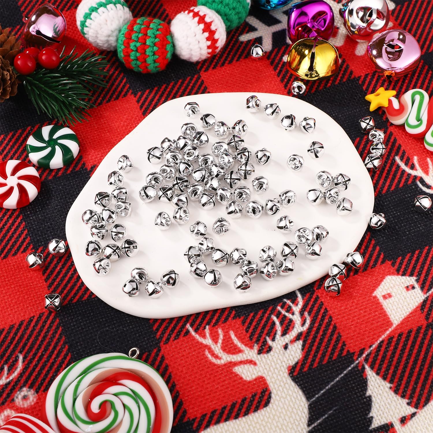 100pcs Jingle Bells for Crafting and Holiday Decorations Silver