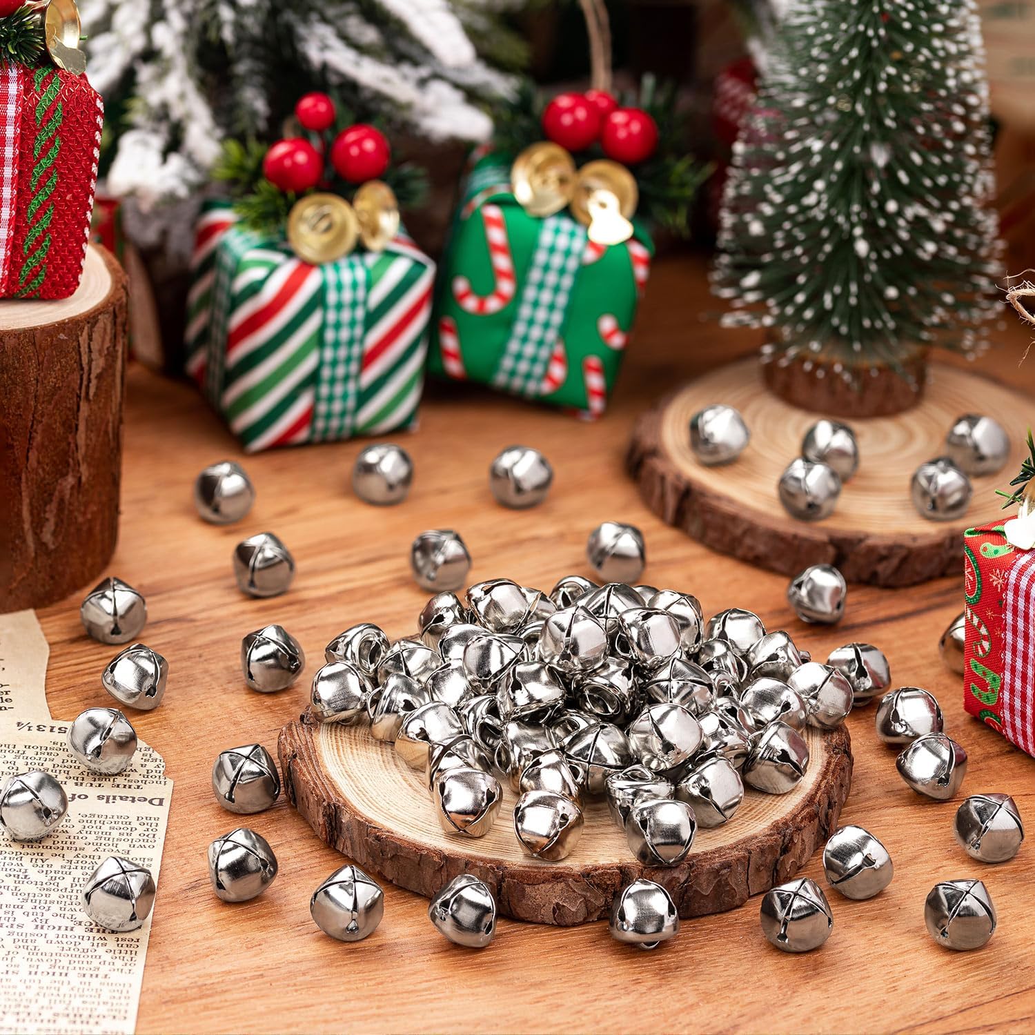 YGAOHF 100PCS Silver Jingle Bells for Crafts and Decorations